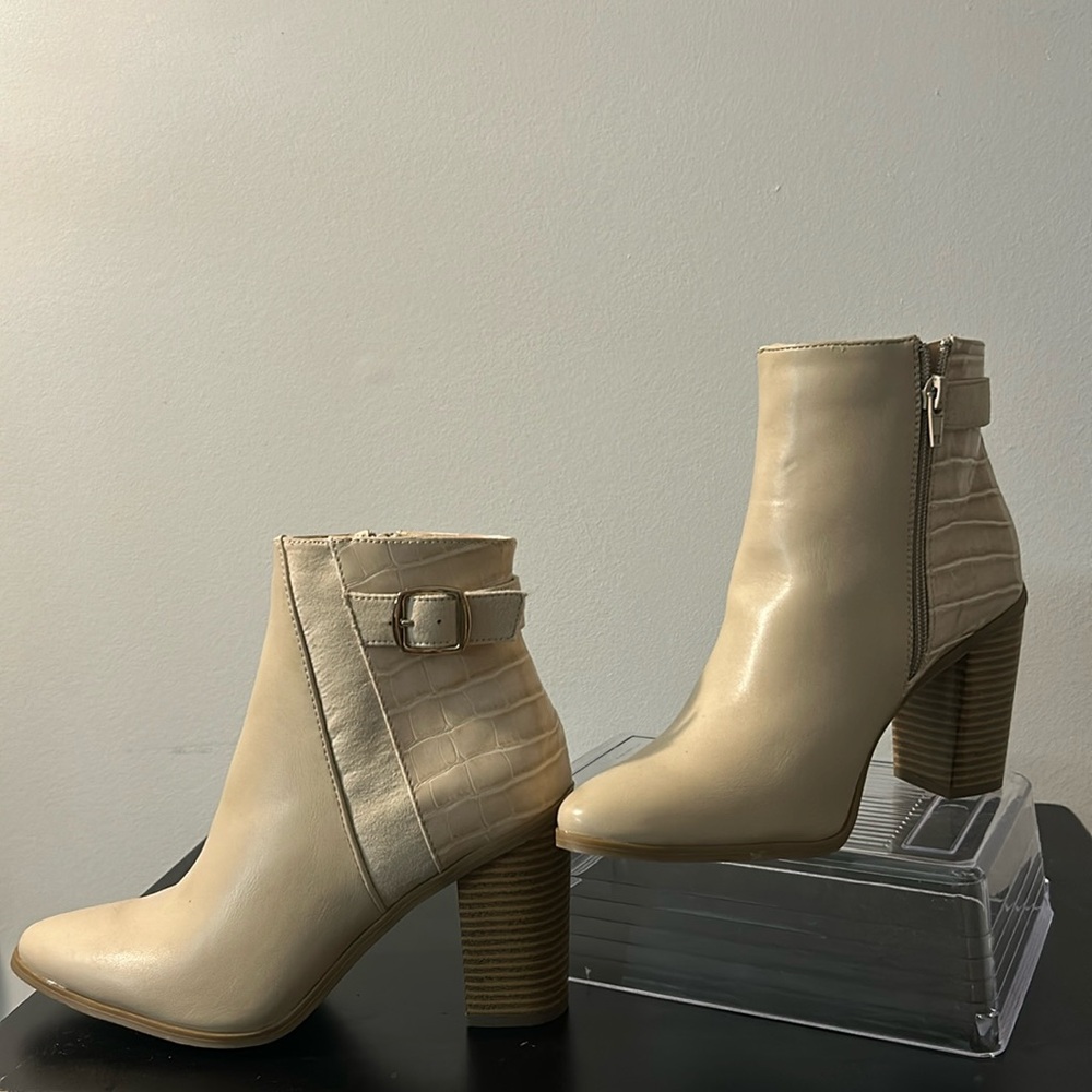 Just Fab Olivia Bootie